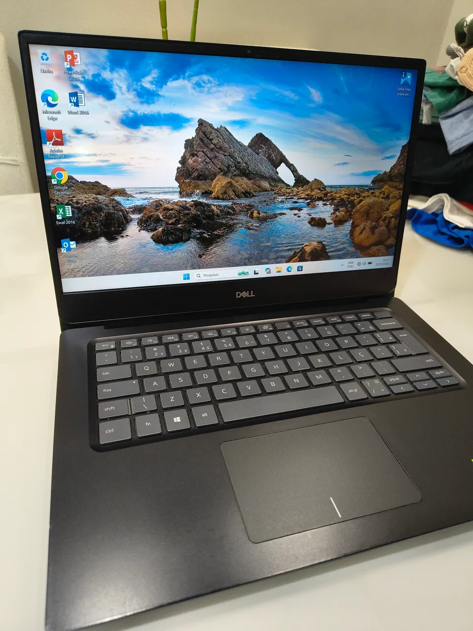 Notebook DeLL Core i5 11th 8ram SSD240NV Windows 11 Office