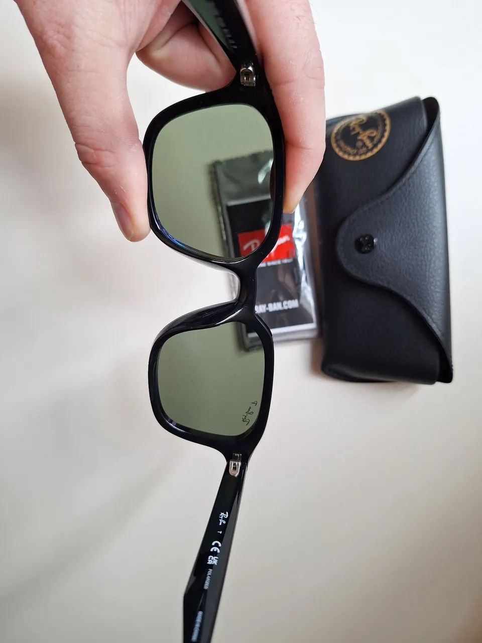 (NOVO/Sem uso) Óculos de sol Rayban POLARIZADO  - Foto 3