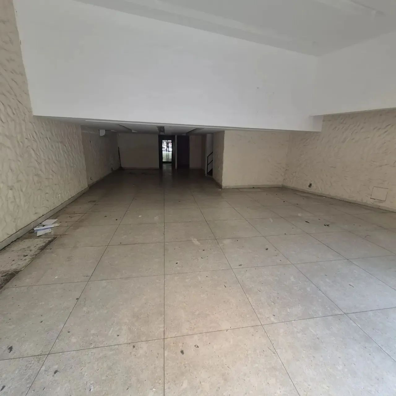 Alugo Lojão Meier Dias  d Cruz 79 aprox 240m² loja +  100m² girau 12m de frente otima loca - Foto 5