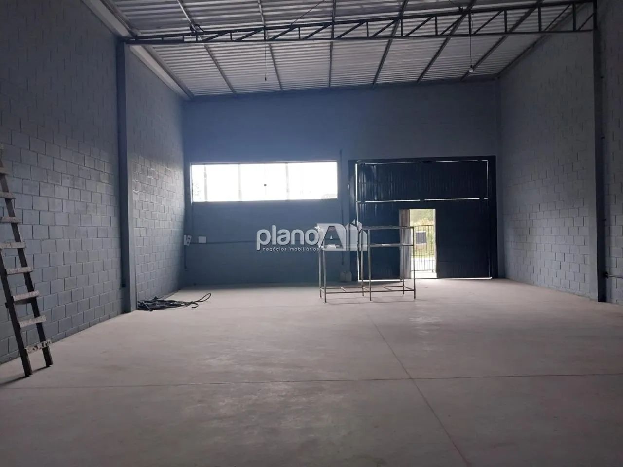 Pavilhão para aluguel, com 260m², - Santa Cruz - Gravataí / RS por R$ 6.000,00 - Foto 4