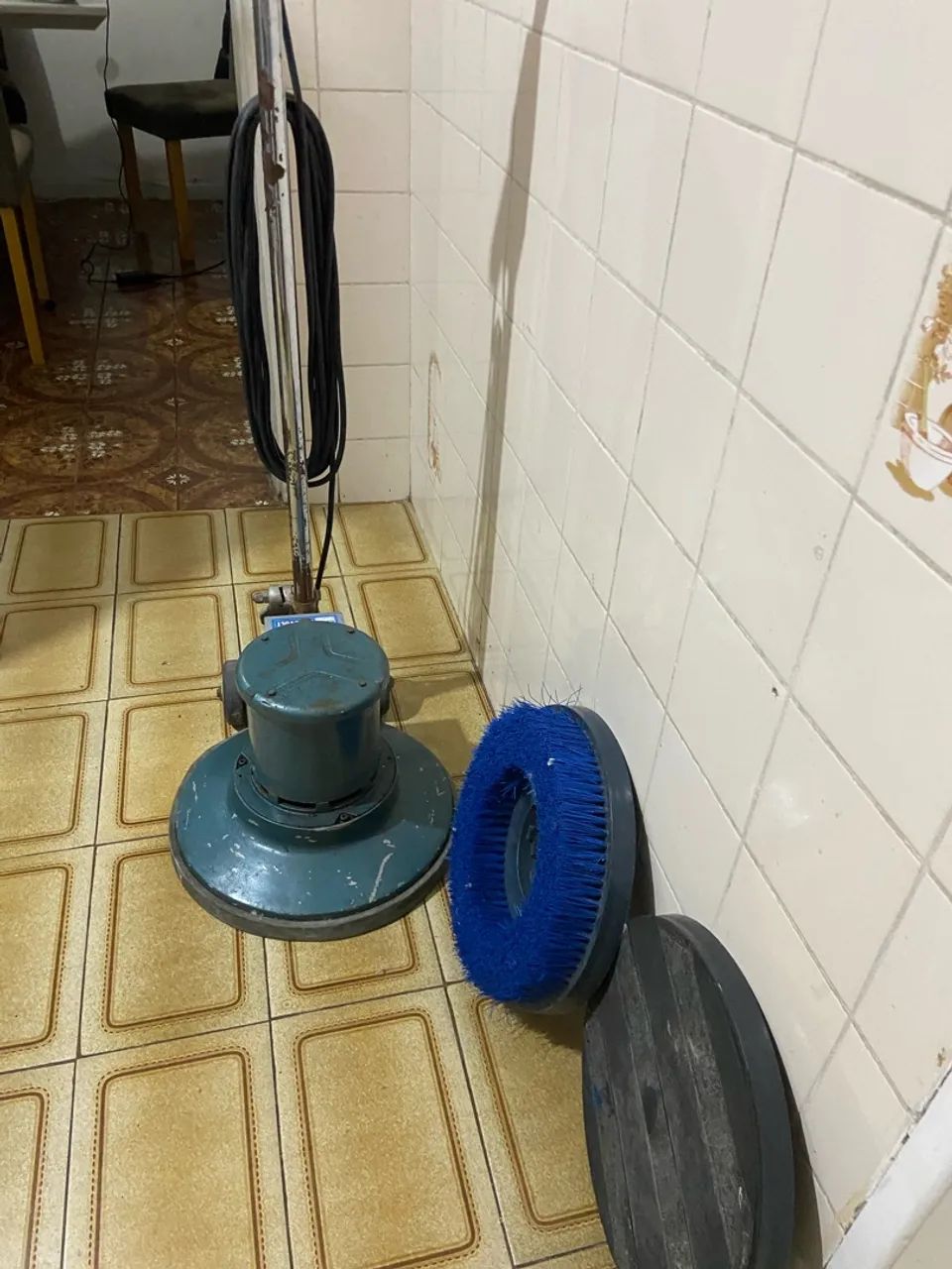 ENCERADEIRA CLEAN BIVOLTS - 1.100,00 - Foto 4