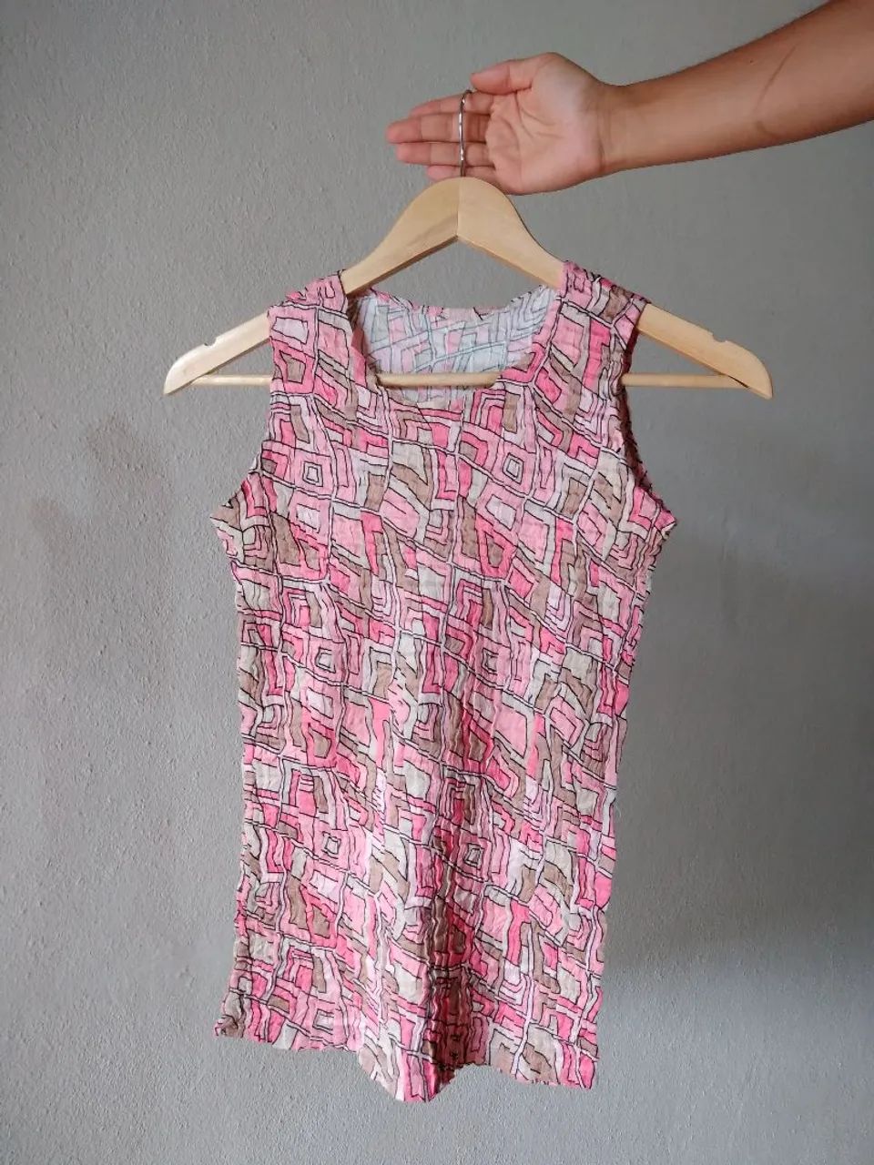 Blusa sem manga