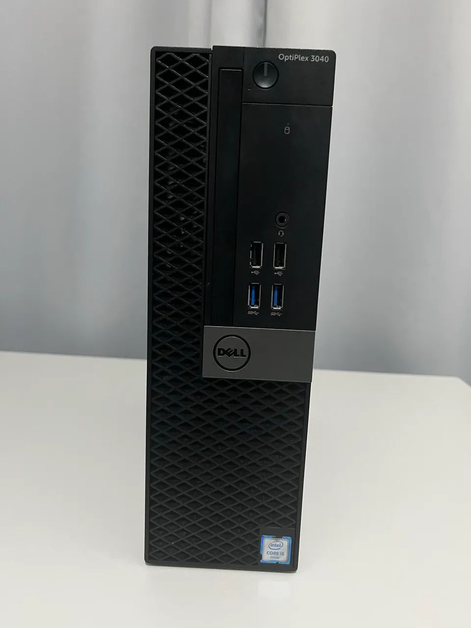 Desktop Dell i5 8GB RAM 500GB HD