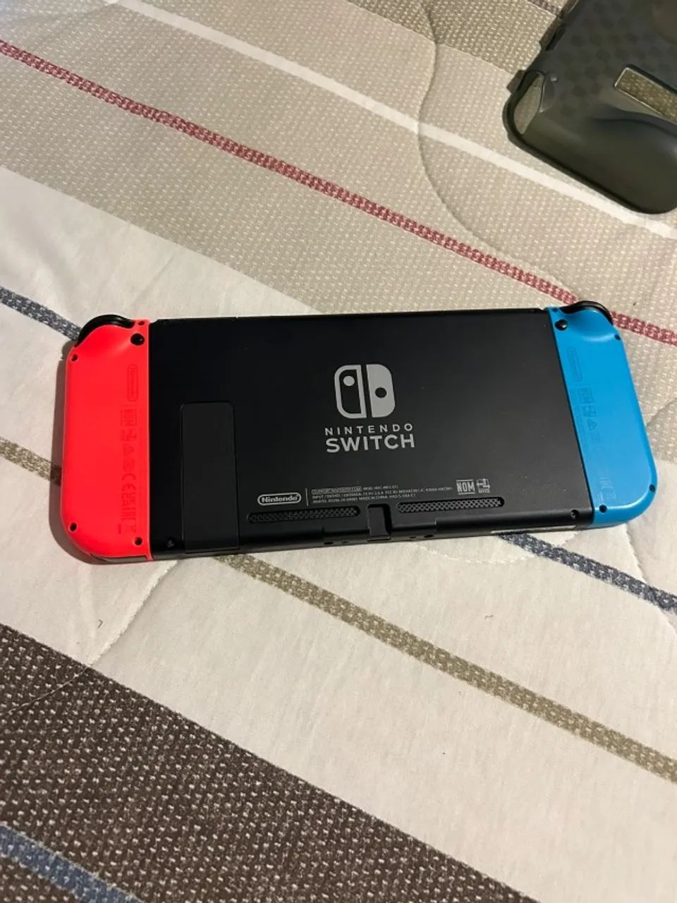 Nintendo Switch V2 + Jogos - Foto 2
