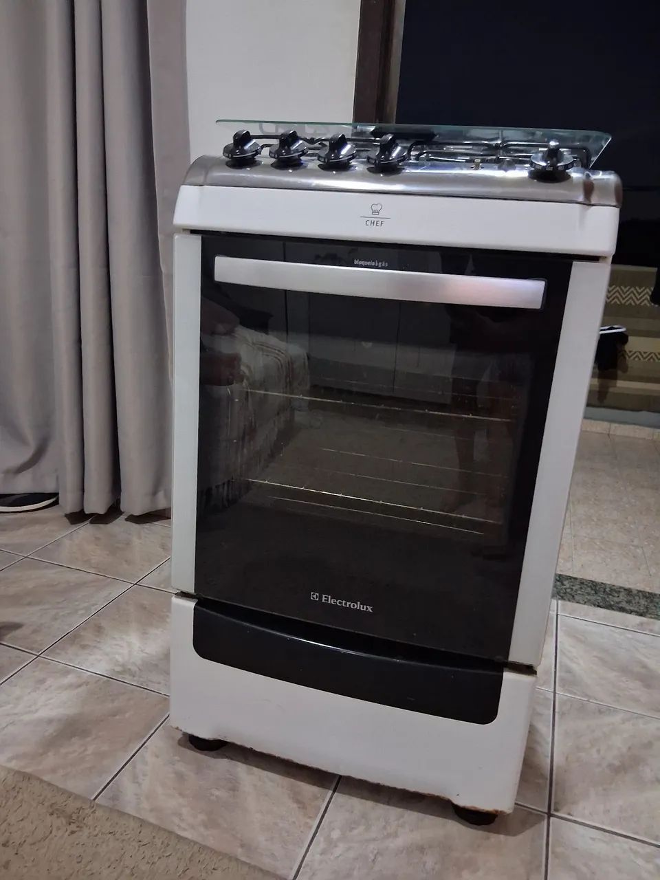 Fogão eletrolux 4 Bocas (Ótimo estado) - Foto 2