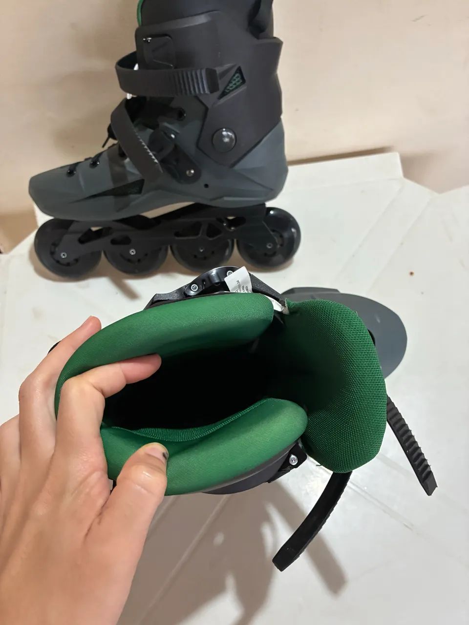 Vende-se patins inline pouco usado  - Foto 4