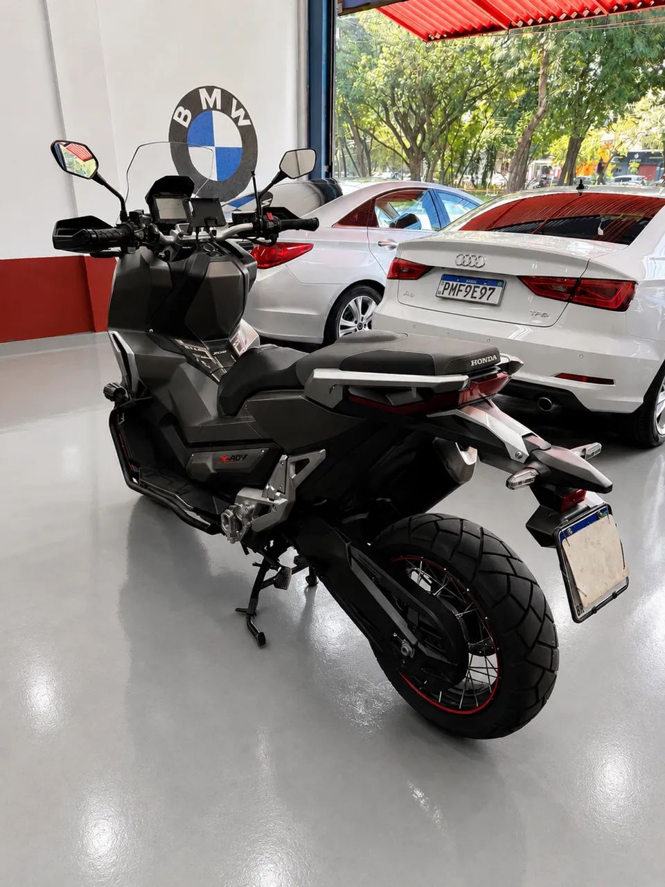 X-Adv 750 nova  - Foto 2
