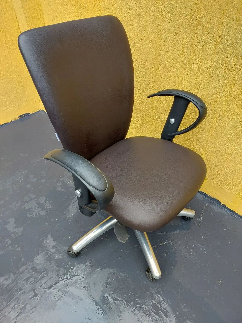Cadeira escritorio executiva funcional  - Foto 5