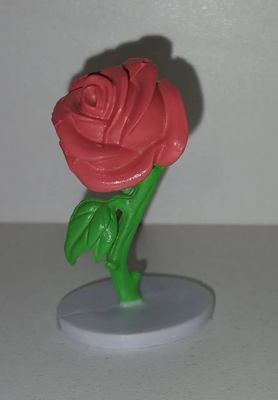 BONECO MINIATURA DISNEY A BELA E A FERA ROSA FLOR