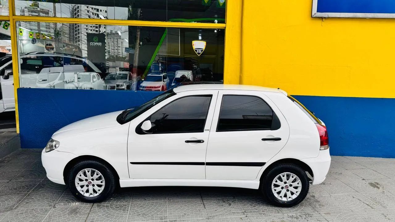 Fiat Palio Celebration 1.0 Fire Flex 8V 4P 2013 - Foto 5