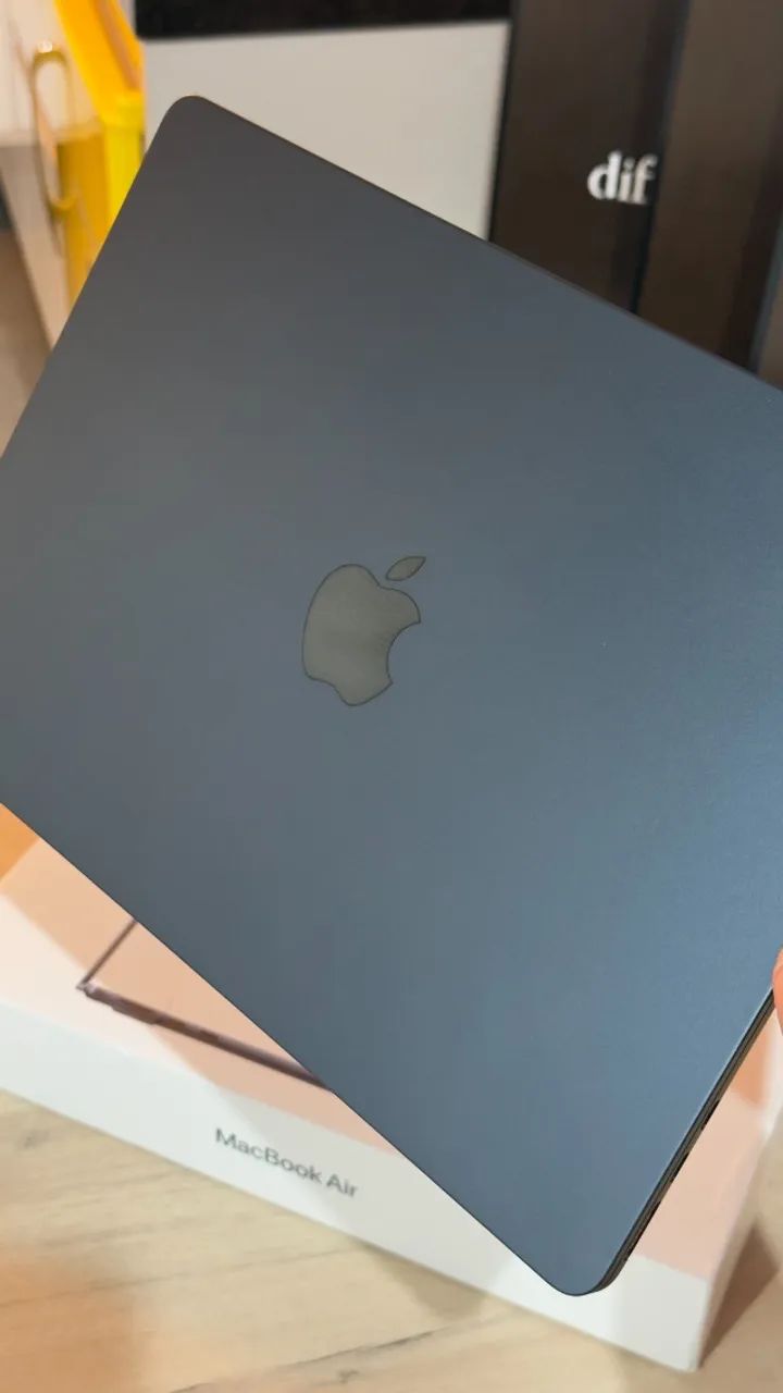 MacBook Air M2 16GB Ram (Raro) | 256GB SSD | Midnight - Bateria