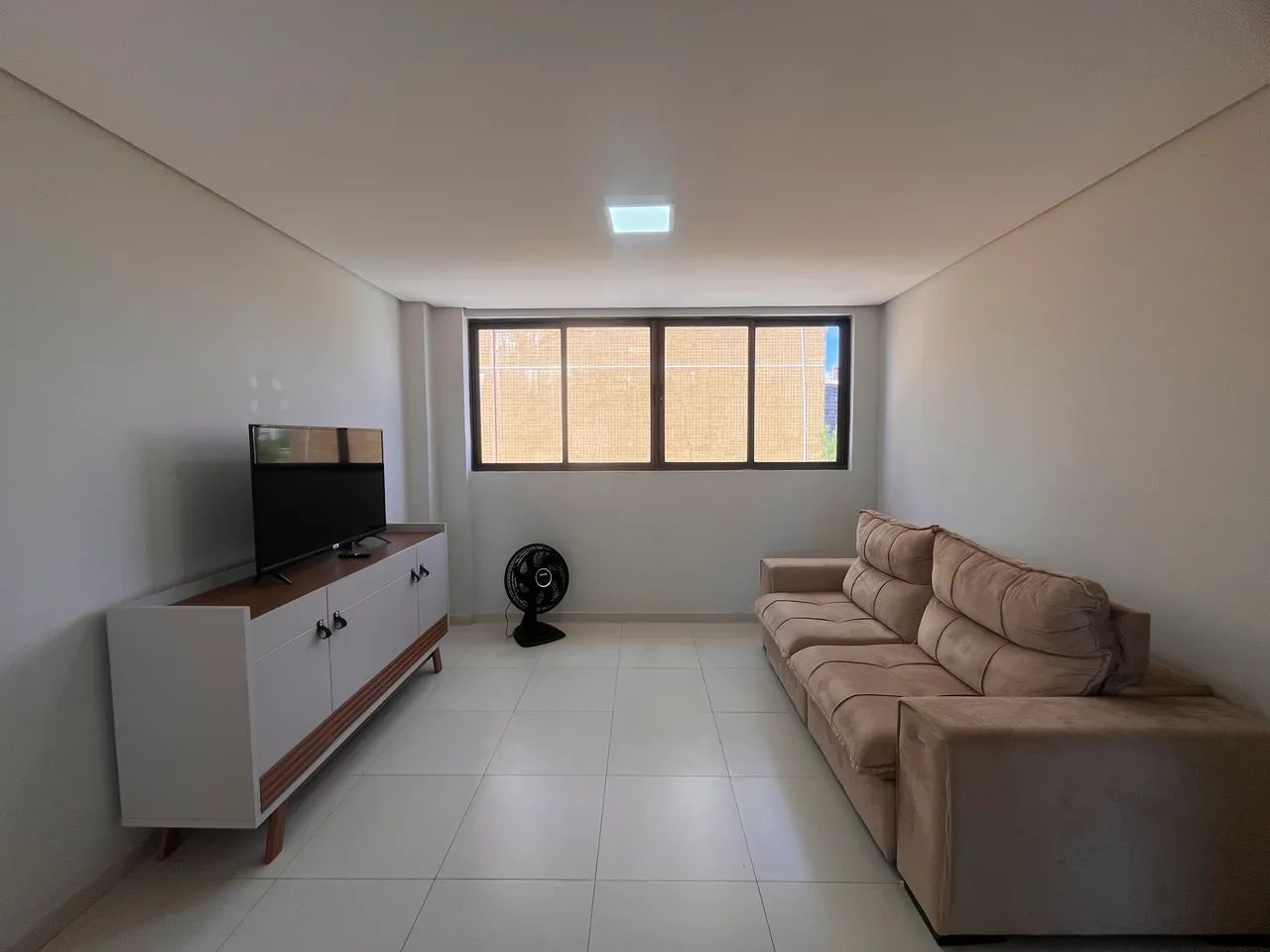 Apartamento 2 quartos mobiliado no Brisamar - Foto 2