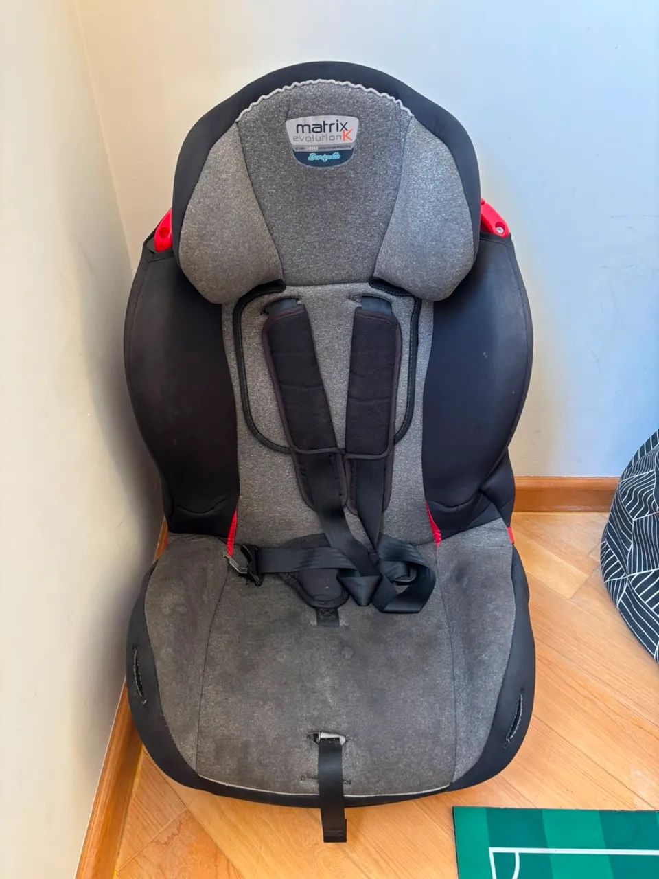 Cadeirão de bebê para carro