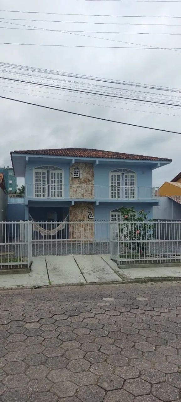 Alugo casa de Praia /Enseada Sc