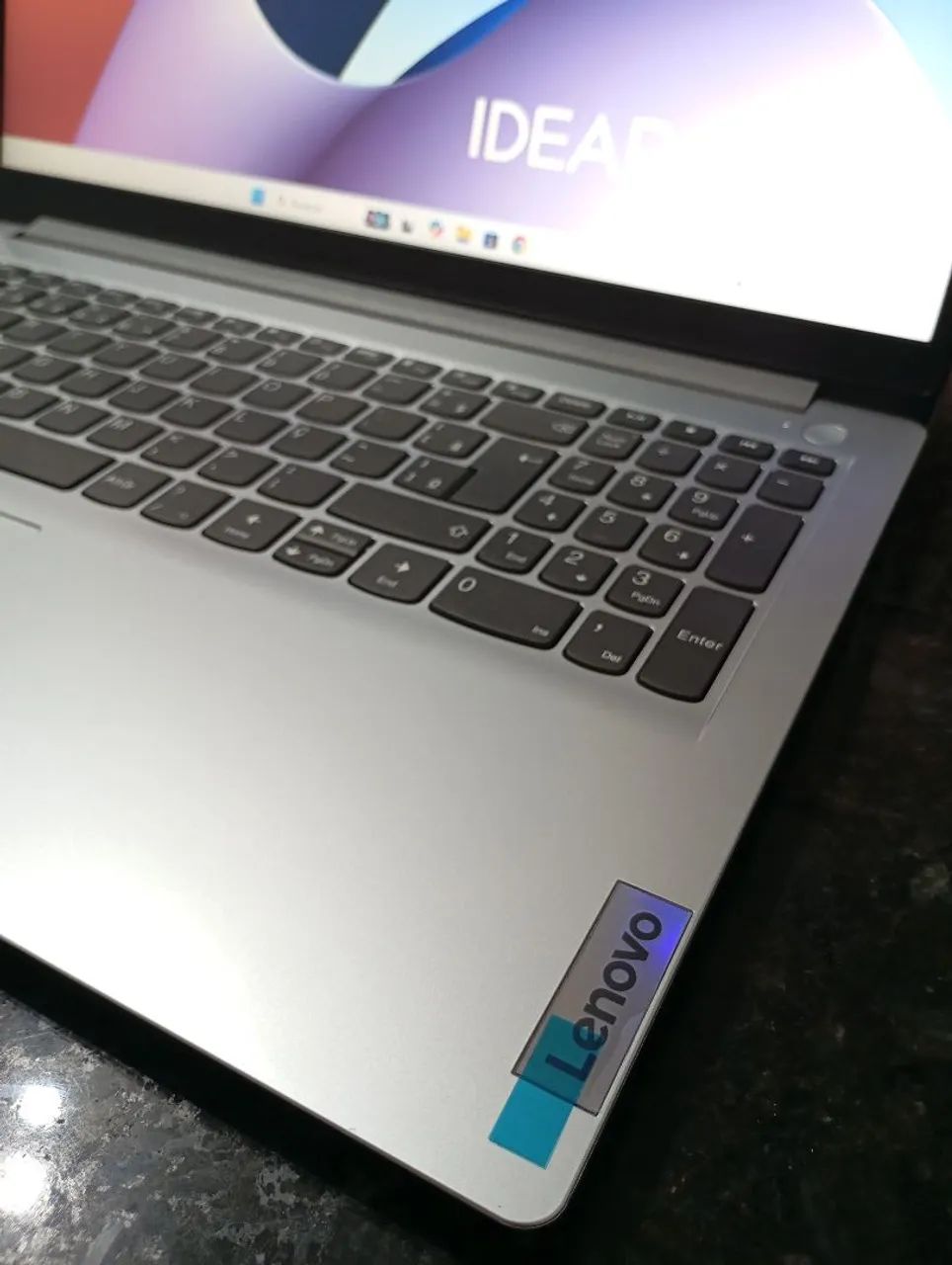 Notebook Lenovo i3 13ª 12gb e SSD NVME 256gb