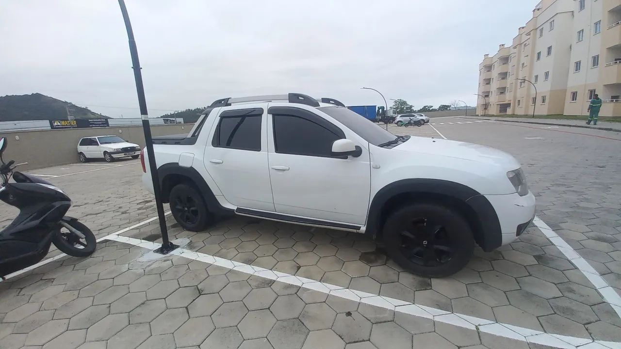 Renault Duster Oroch Dyna. 2.0 Hi-flex 16V Aut. 2017 - Foto 3