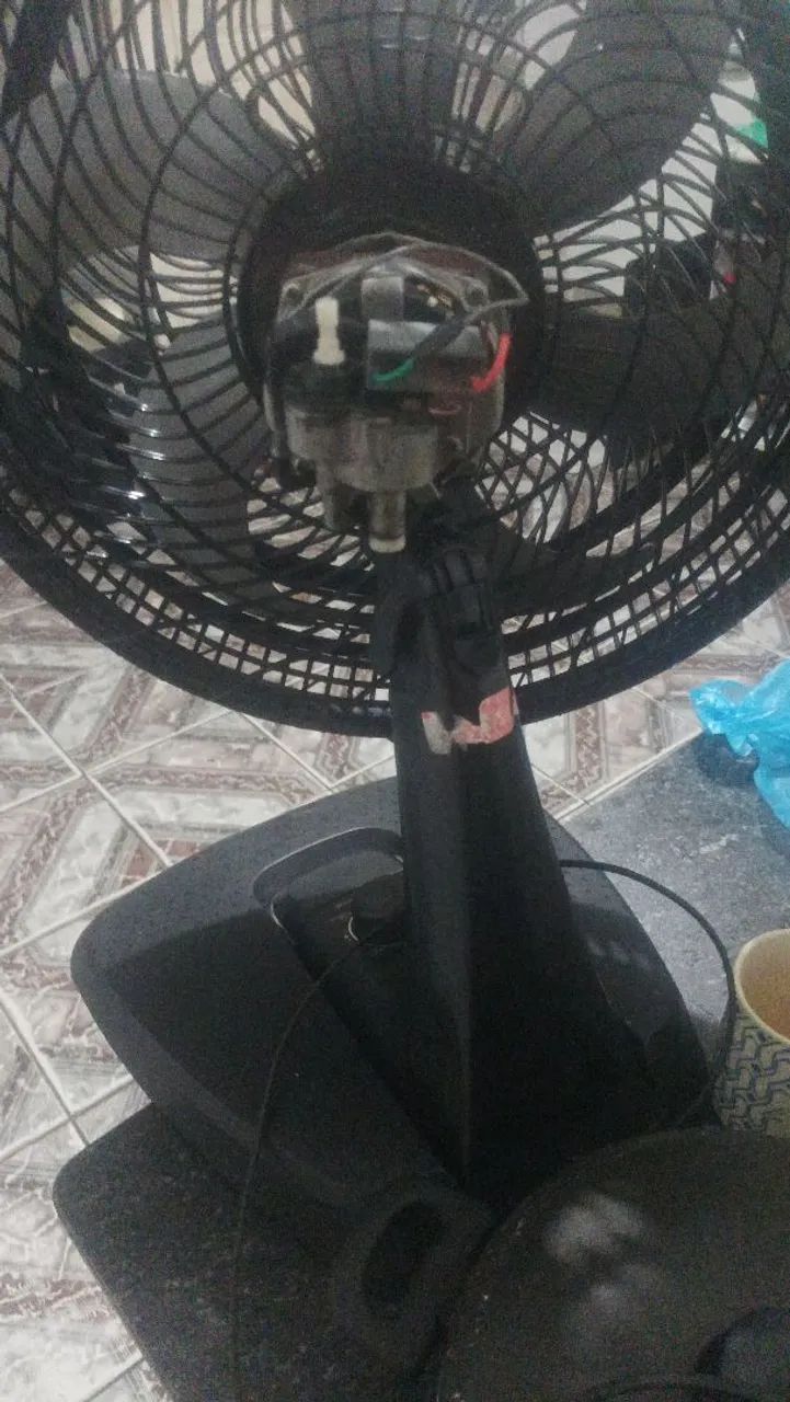 Vendo ventilador Arno faltando fundo - Foto 2