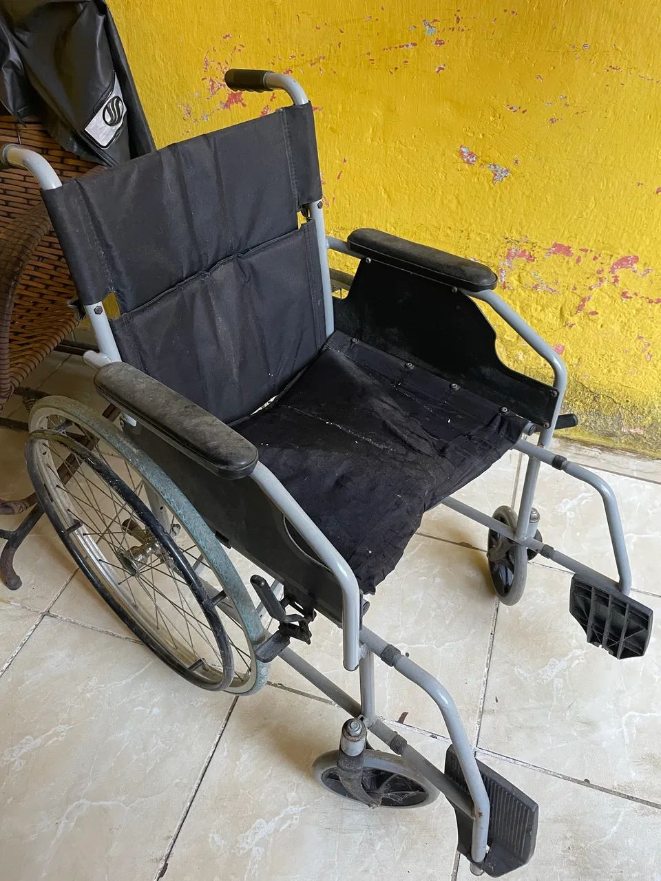 Cadeira de rodas  - Foto 3