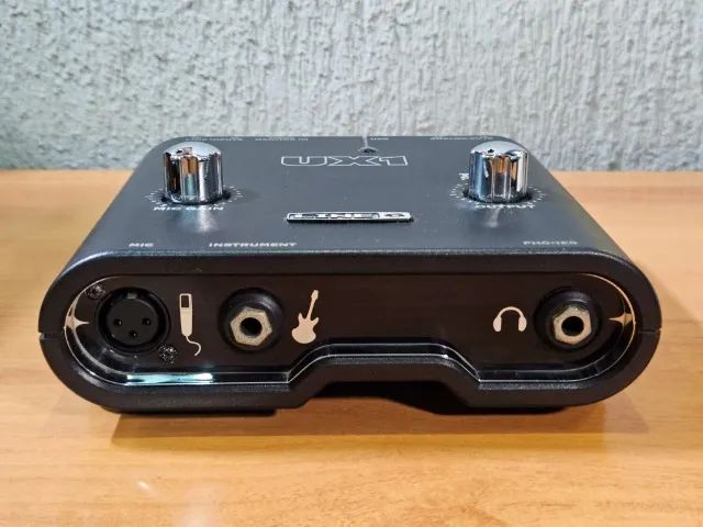 Interface Line 6 UX1