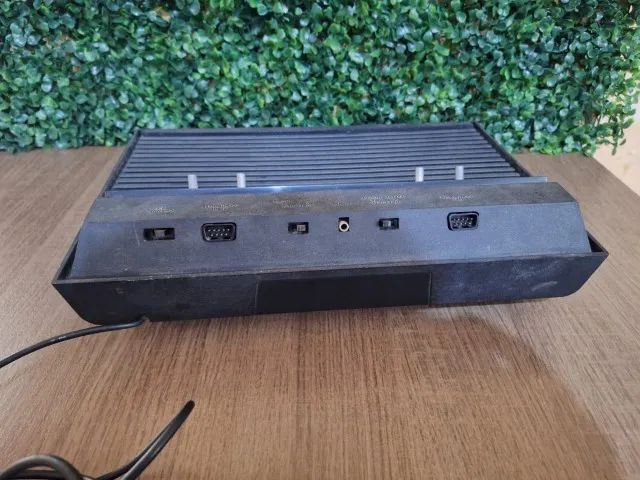 Atari com 2 controles funcionando certinho bem conservado - Foto 4
