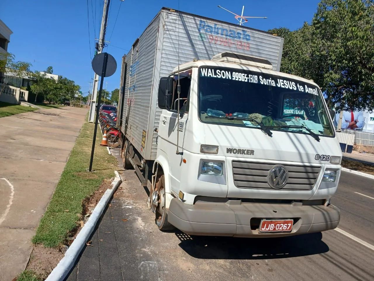 Fretes e mudanças 9-9-9-6-5-1-3-1-8 