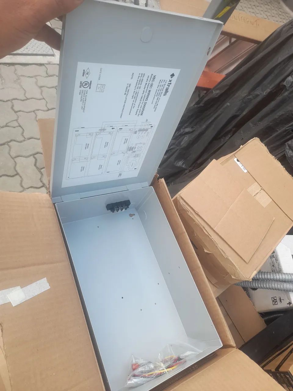 Vendo caixas com chave  - Foto 3