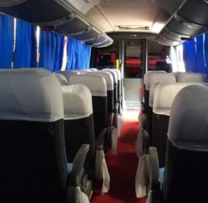 MICRO ÔNIBUS ANO 2017 COM 32 LUGRES (transferência de dívida) - Foto 5