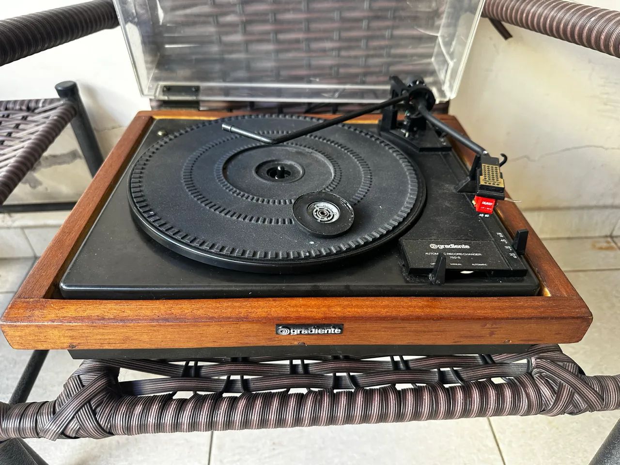 Toca discos Gradiente Garrard 750 s - Foto 2