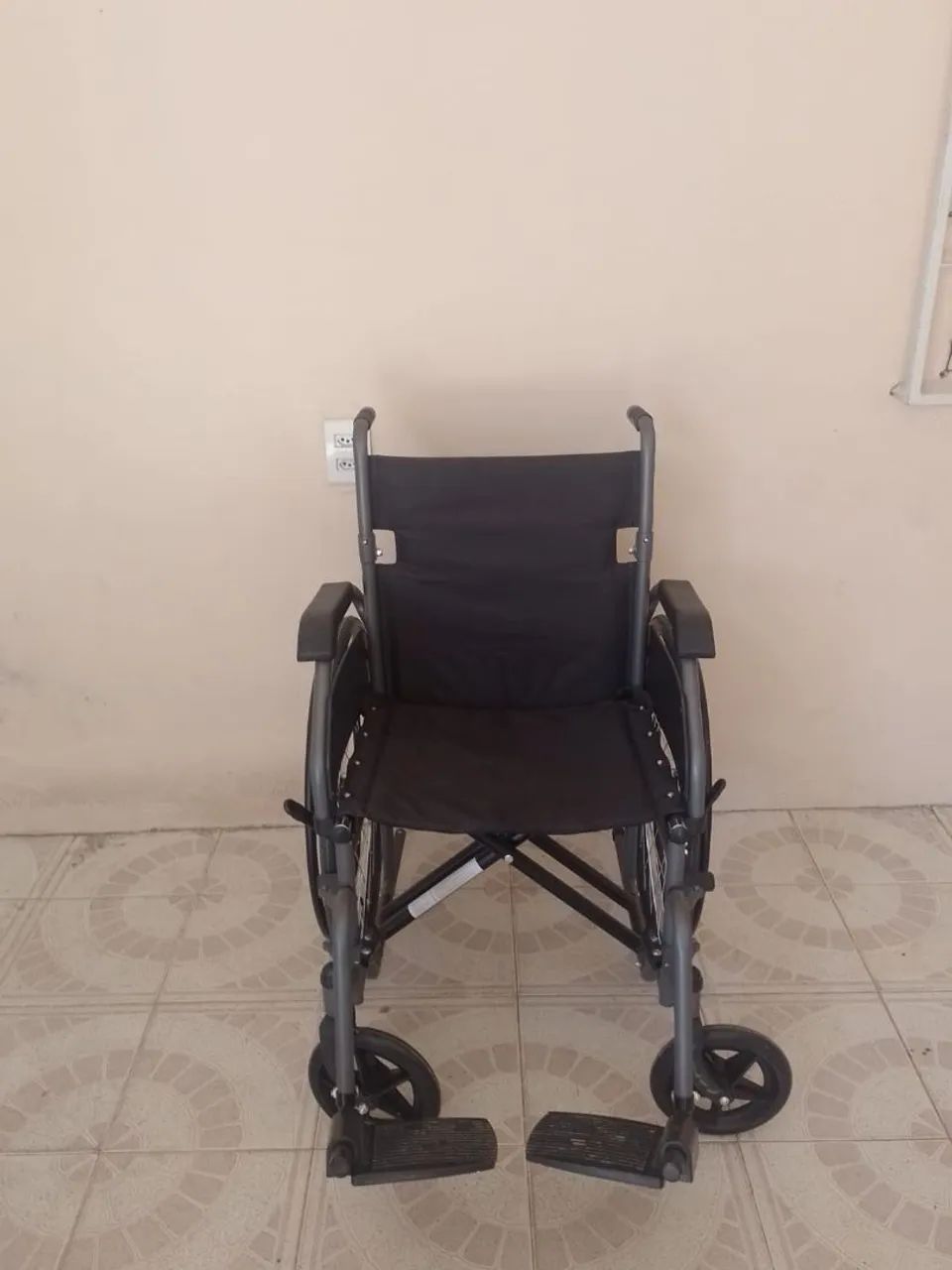 Cadeira de rodas  - Foto 2