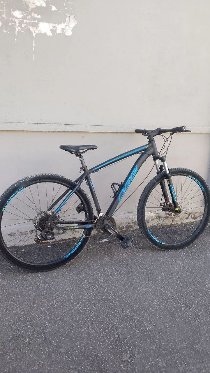 Bicicleta OGGi Aro 29 Hacker