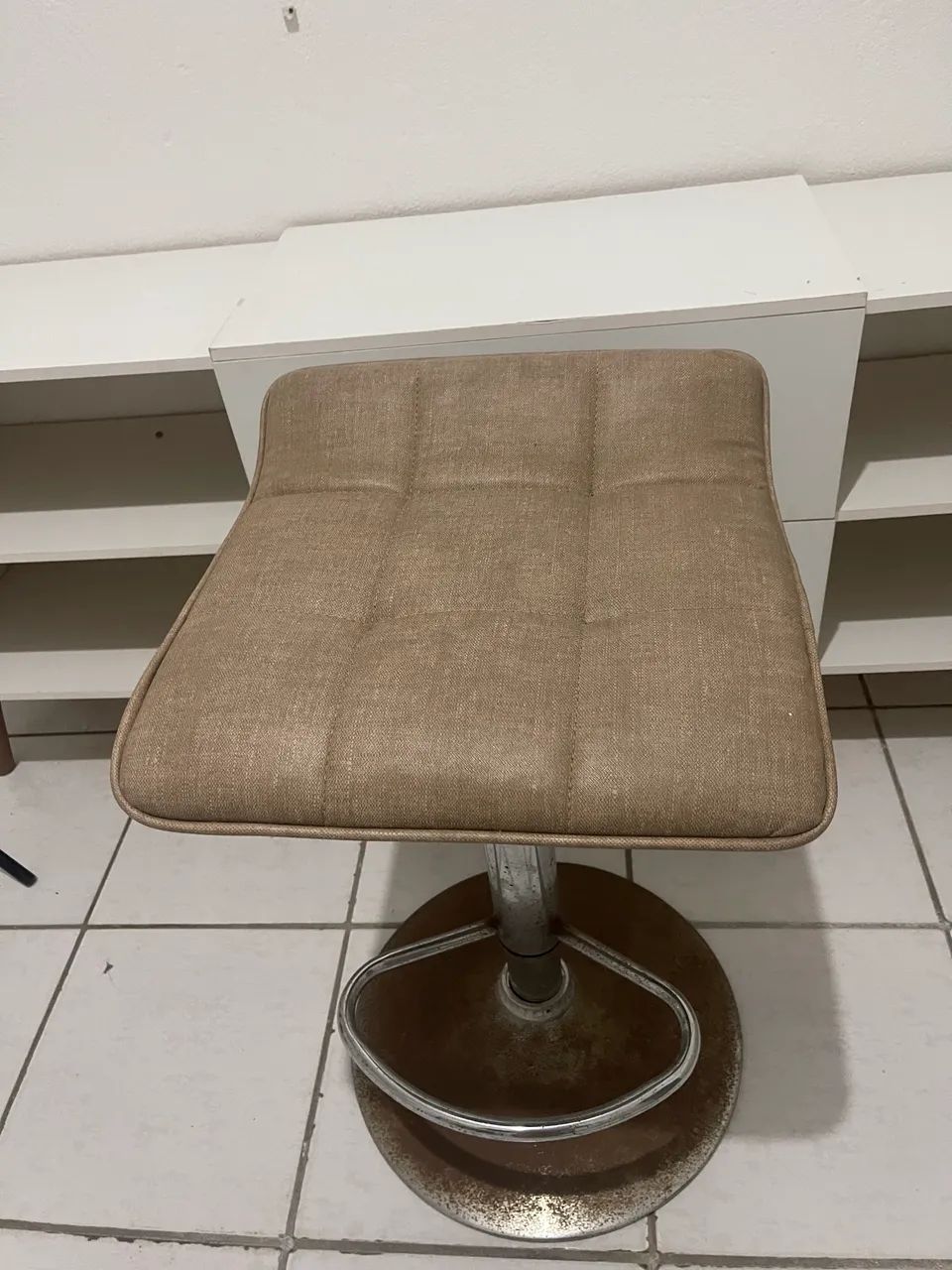 Banqueta regulável com base disco - Foto 2