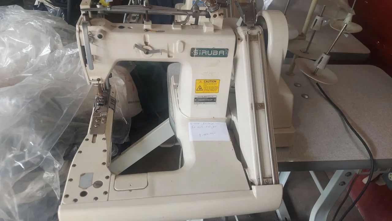 Maquina de Costura - Foto 4