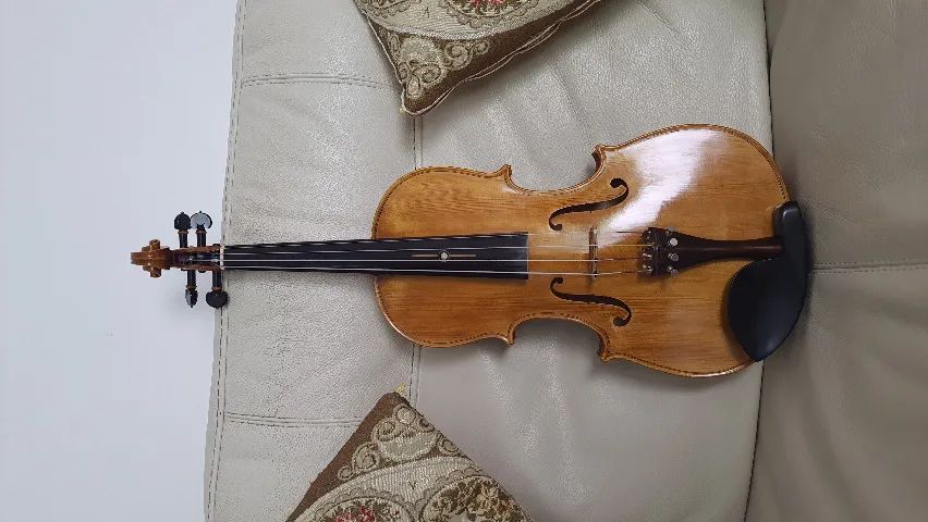 Viola de arco tamanho 40