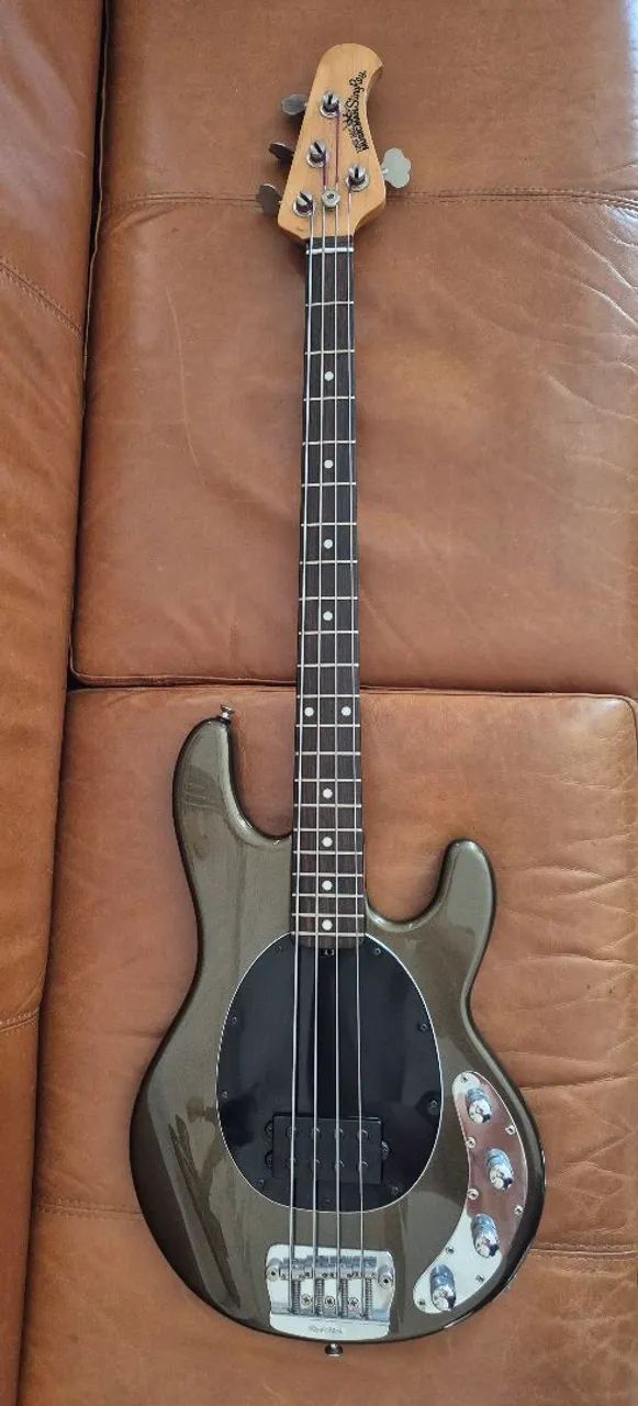 Music Man Stingray 