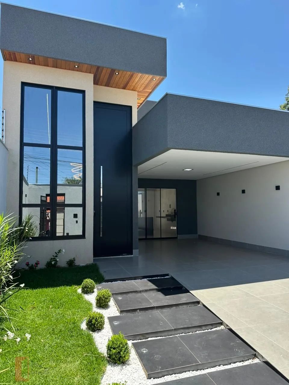 Casa de 3 quartos com Piscina e Churrasqueira no Jardim Europa