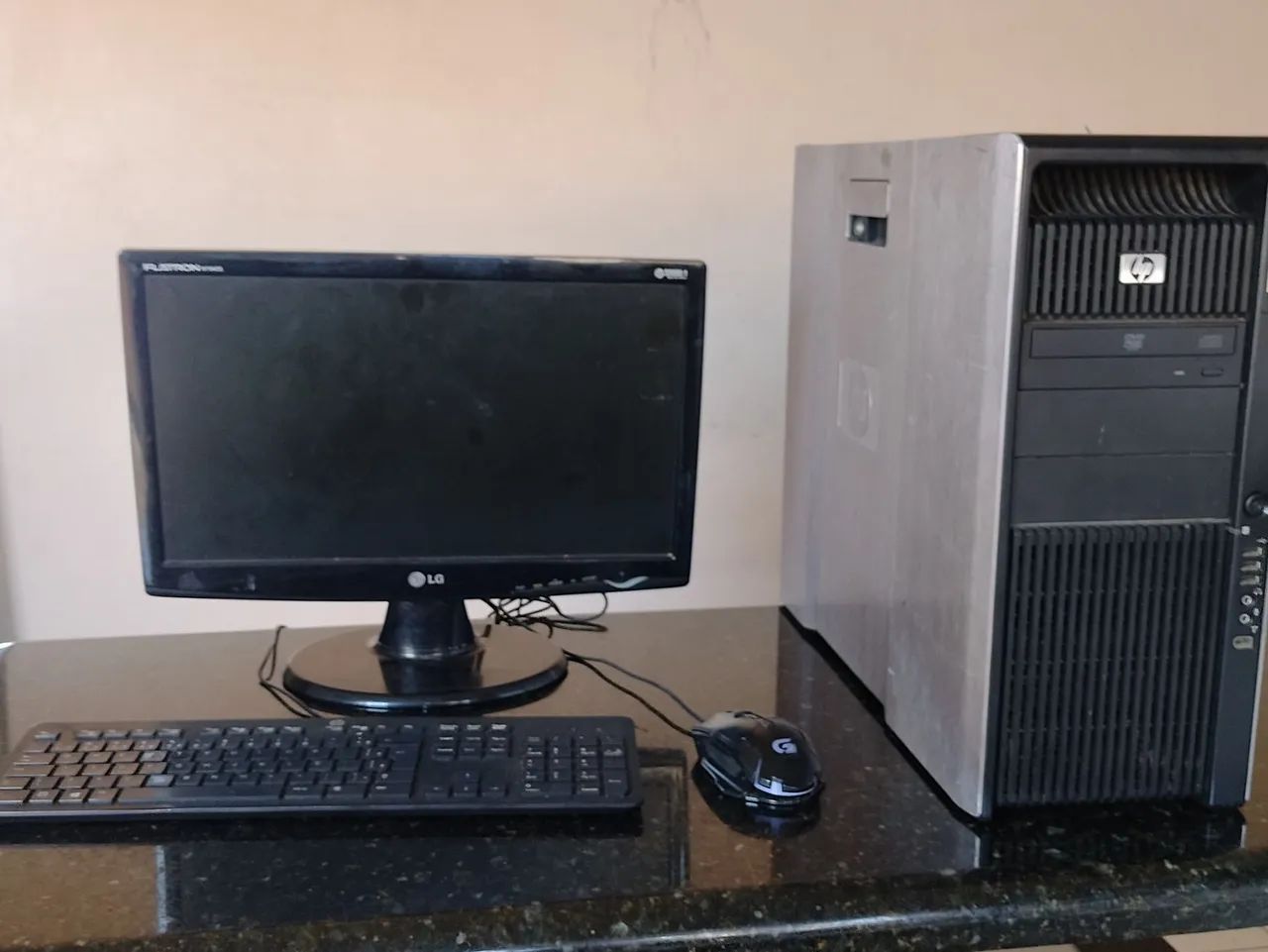OPORTUNIDADE! COMPUTADOR HP Z800 - computador para trabalho POTENTE