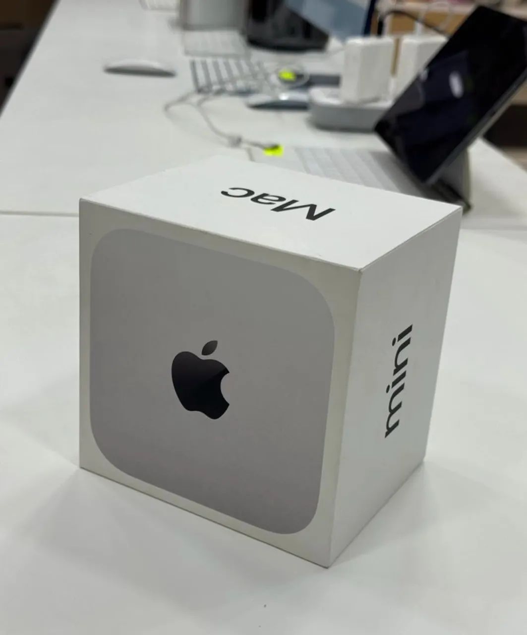 MAC MINI M6