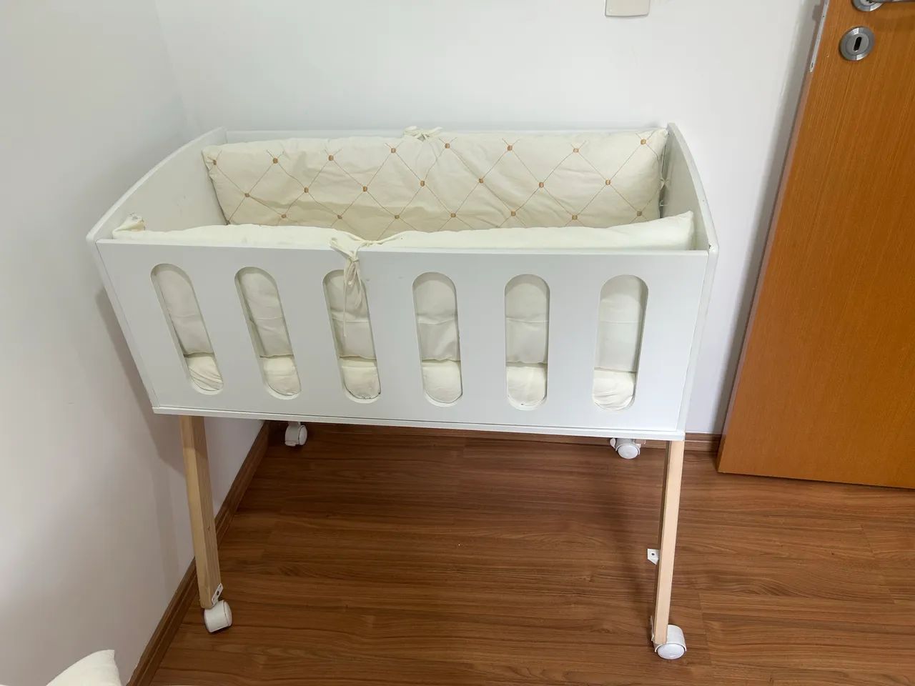 Mini berço com colchão 