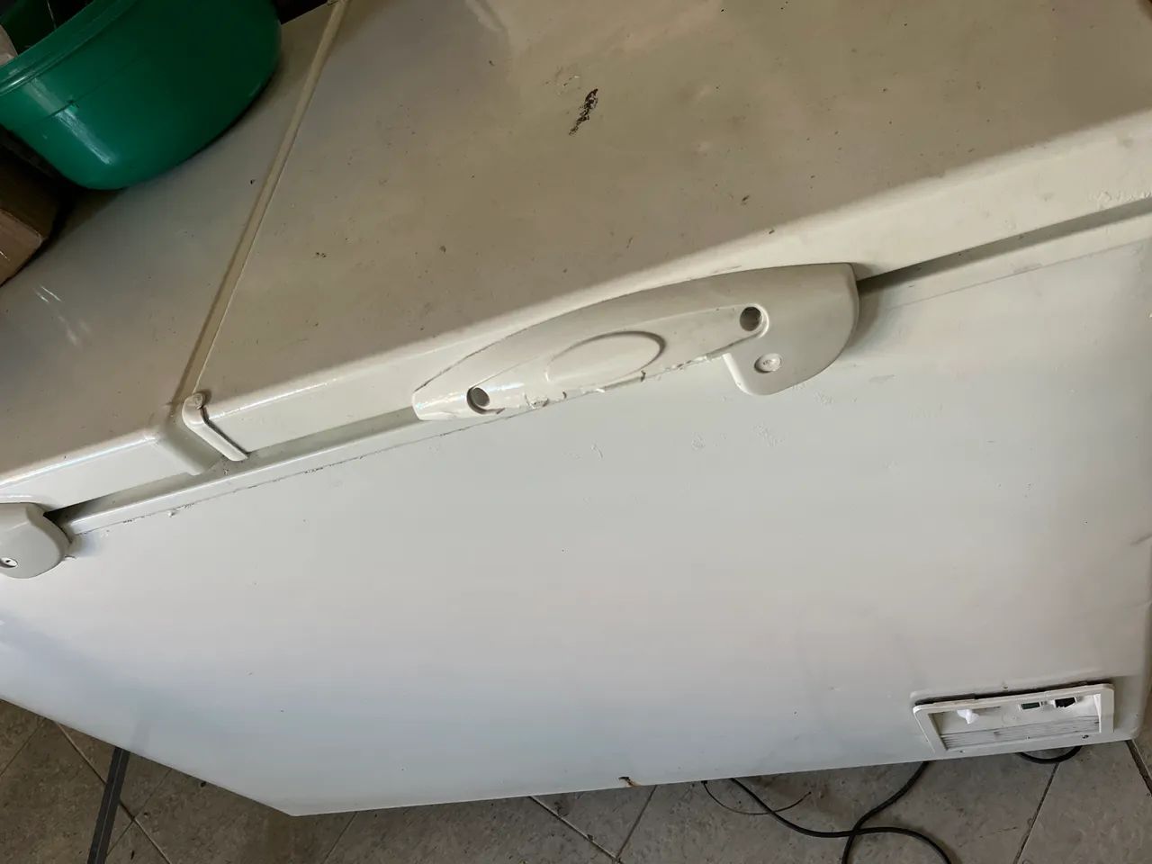 Freezer Metal Frio toda em cobre 220W Gelando na garantia!