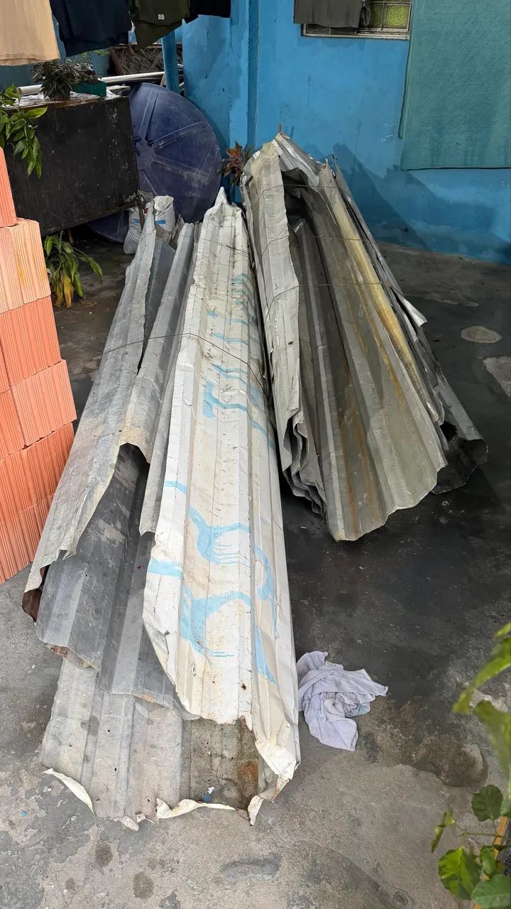 Telhas para muro de tapume 