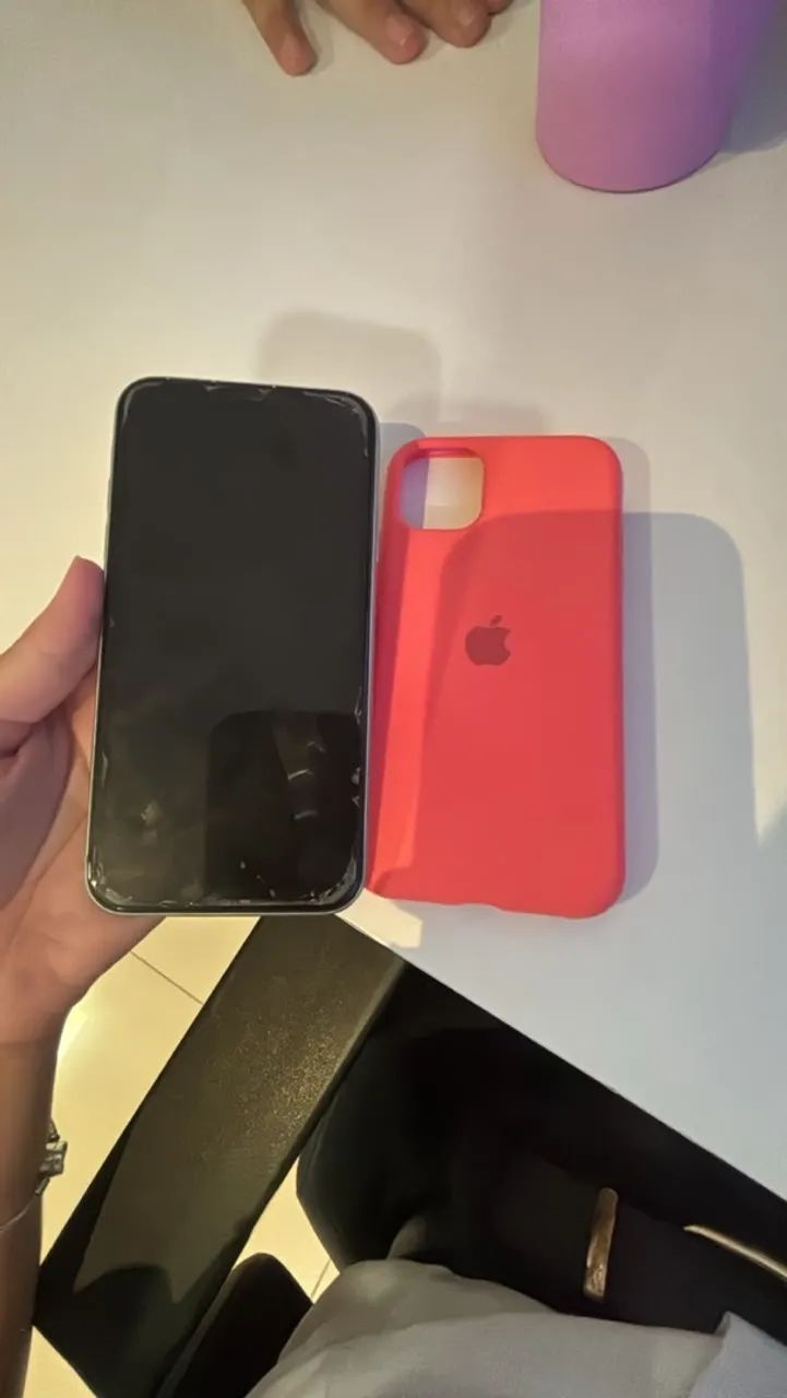 iPhone 11 (leia a descrição)