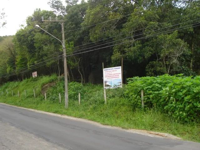 Terreno à venda na Lagoa da Conceição!
