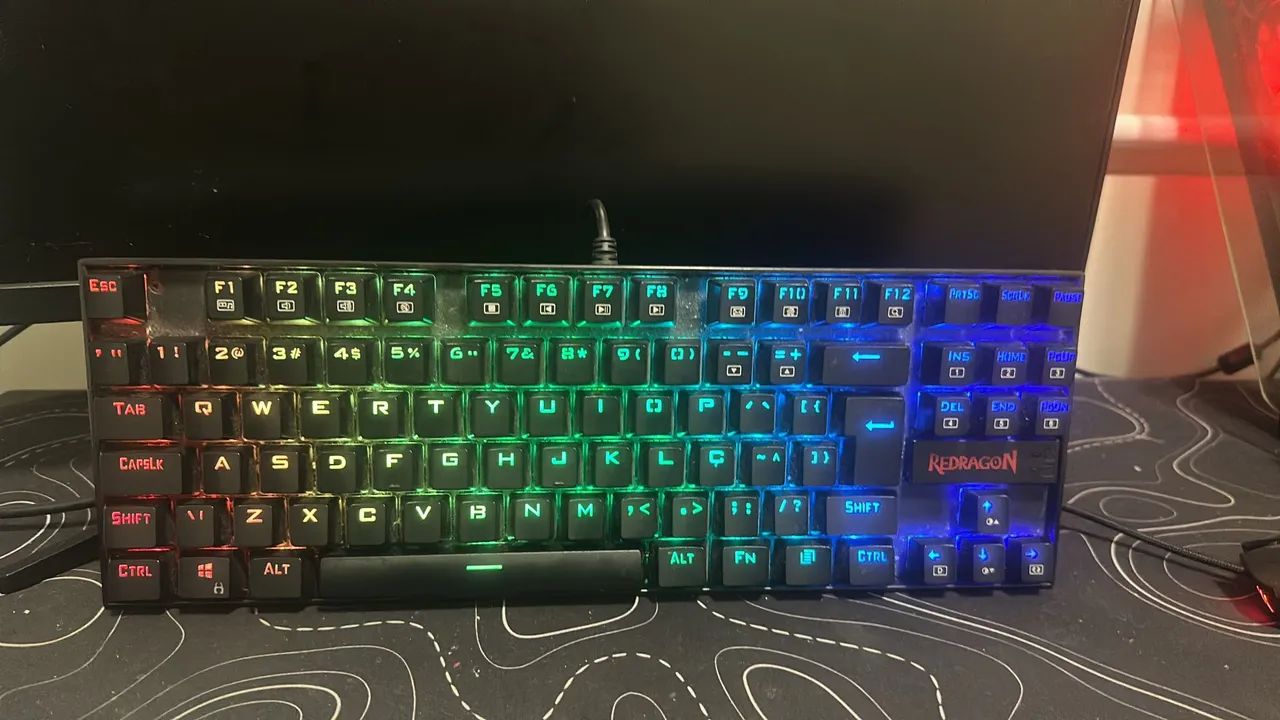 Teclado mecânico Redragon Kumara,switch red