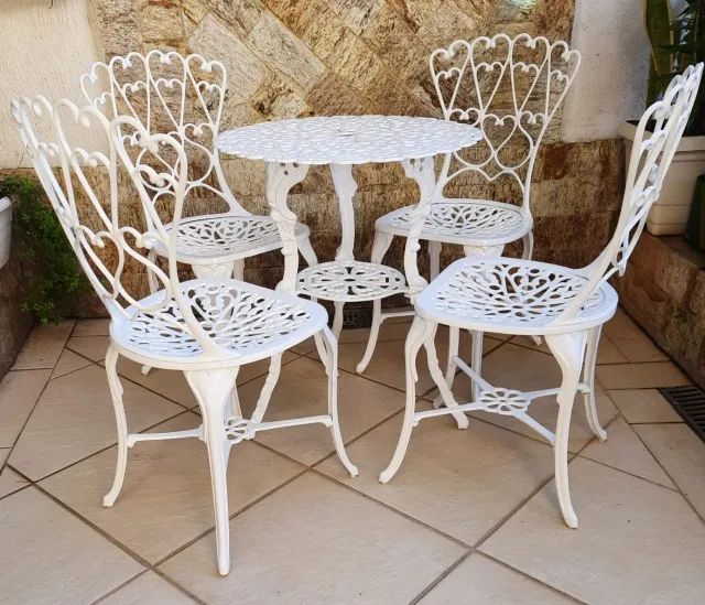 Conjunto Cadeira e Mesa em Alumínio Fundido  - Foto 3
