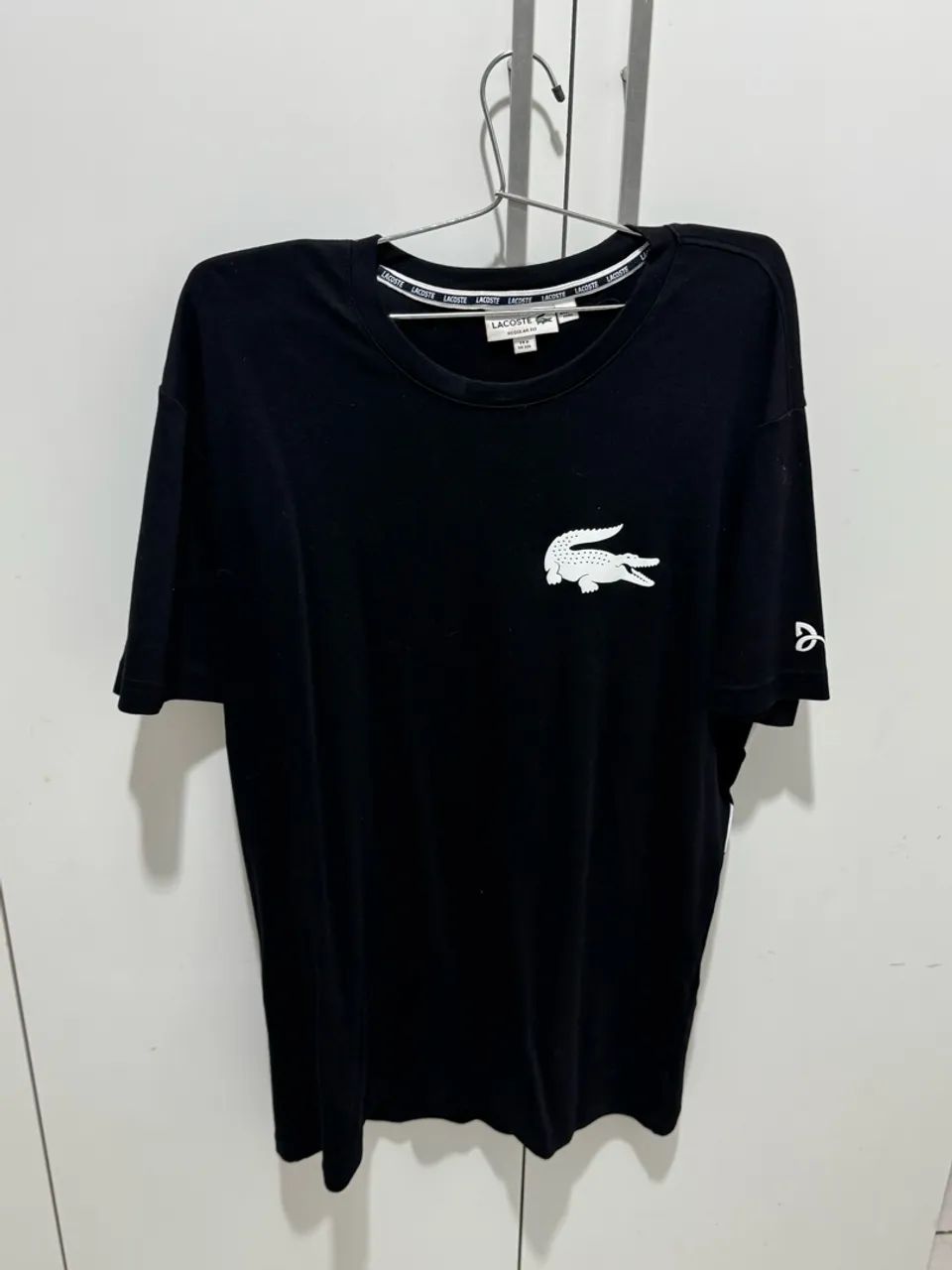 Vendo camiseta da Lacoste!!