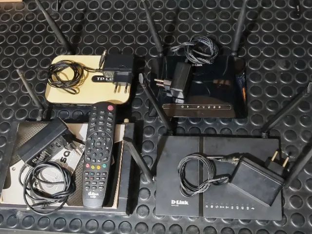 Lote roteadores TPLINK DLINK e d uosat twist