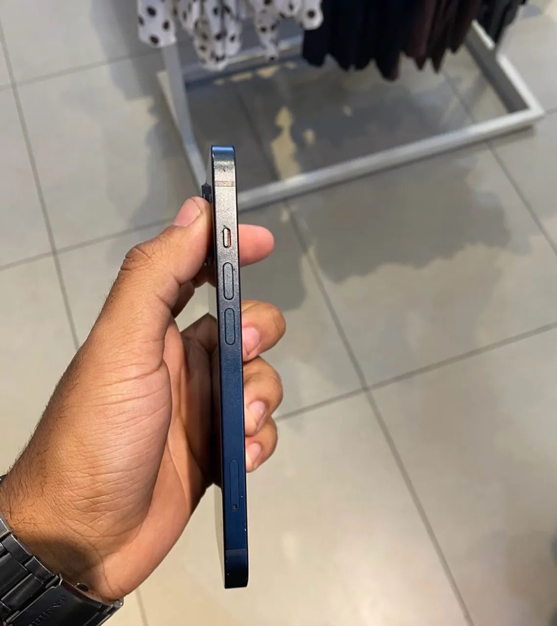 iPhone 14 - Foto 4
