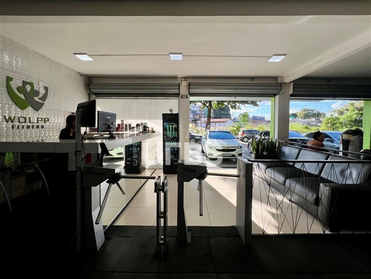 Prédio Comercial - Prédio Inteiro