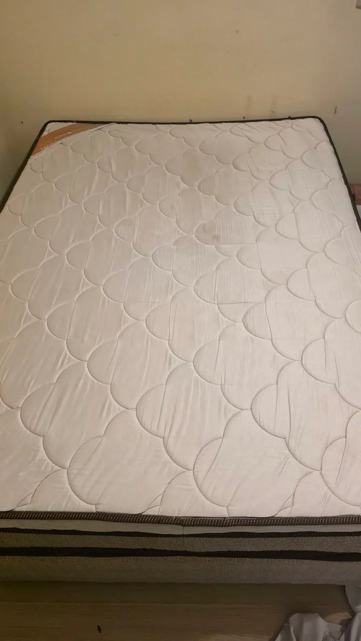 Cama de casal Ortobom