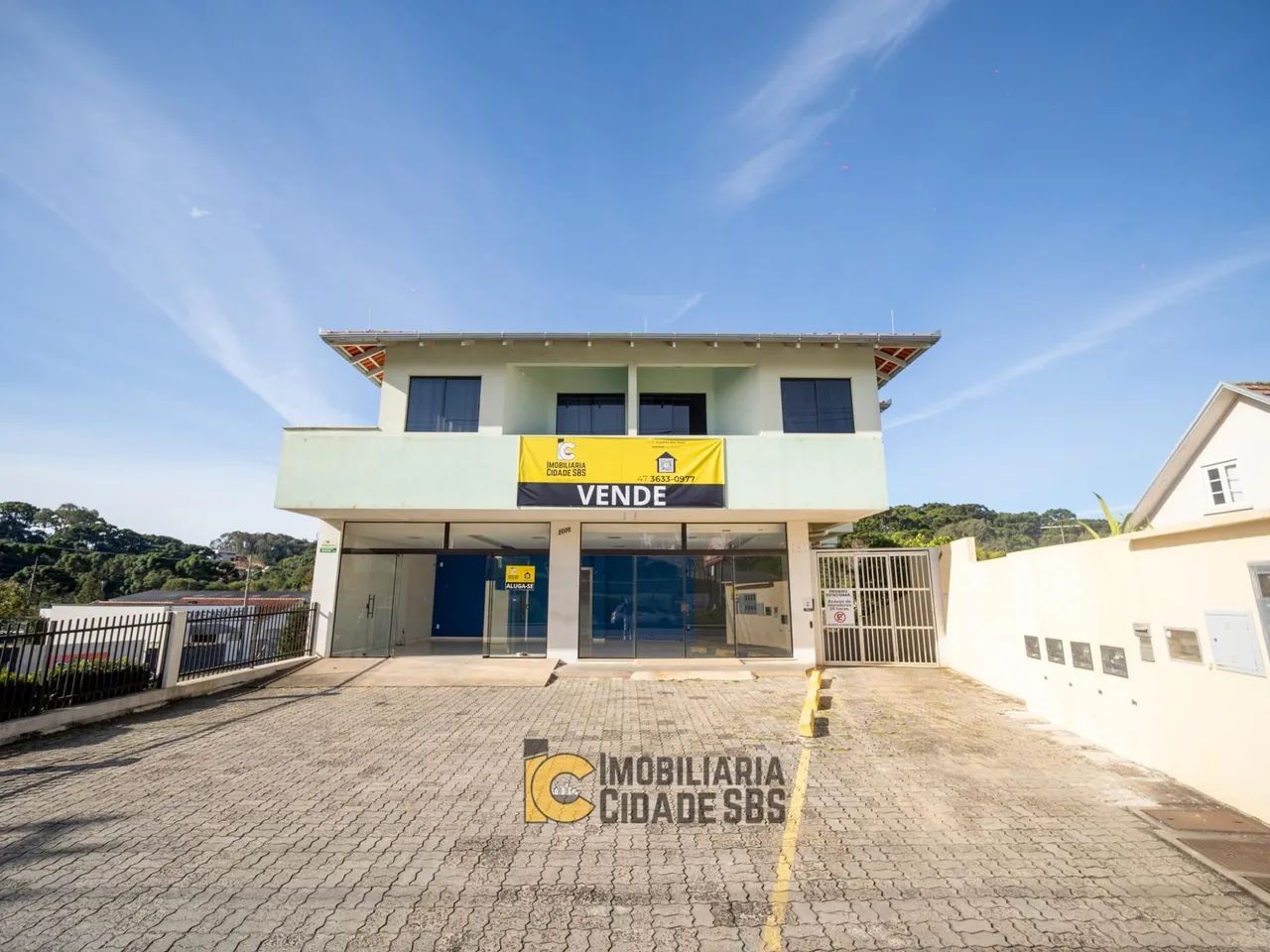 Prédio Comercial com 1.053 m² na Rua Antônio Kaesemodel